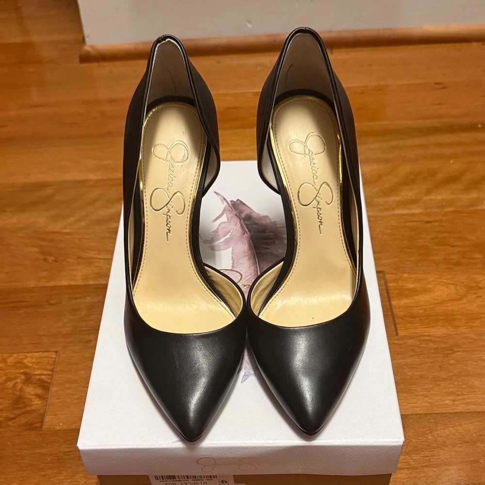 Jessica Simpson Elegant Black Heels